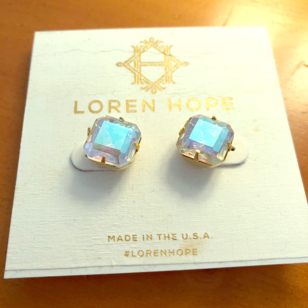 Loren Hope NWT oversized stud opal earrings